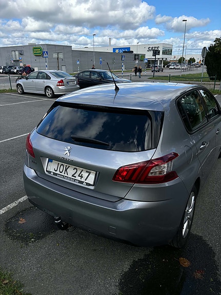 Peugeot 308 11 of 11