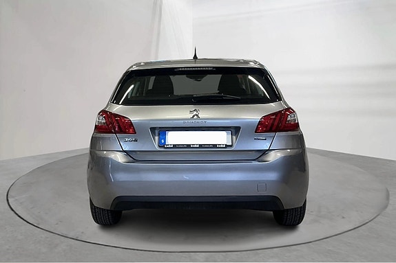 Peugeot 308 4 of 11