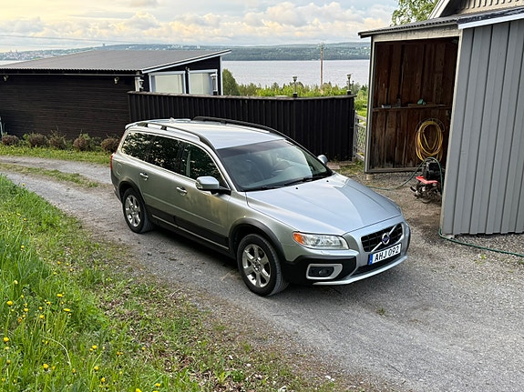 Volvo XC70 10 of 10