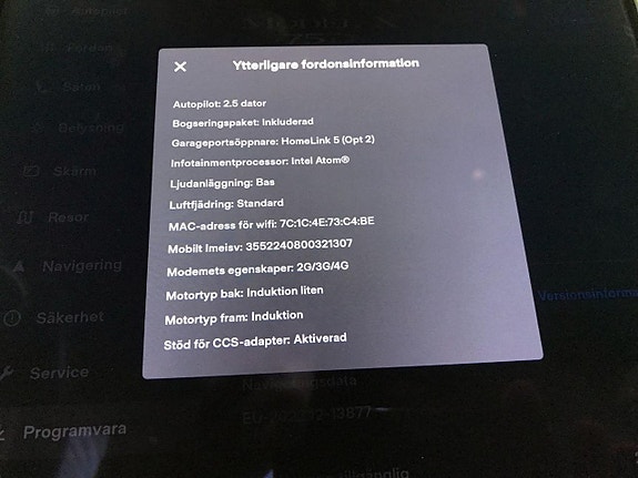 Tesla Model X 7 of 8