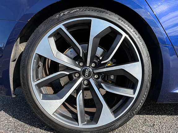 Audi RS4 14 of 18