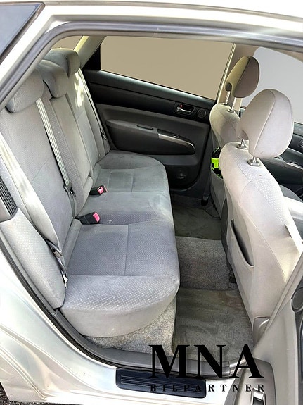 Toyota Prius+ 11 of 12