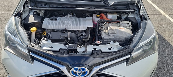 Toyota Yaris 13 of 14