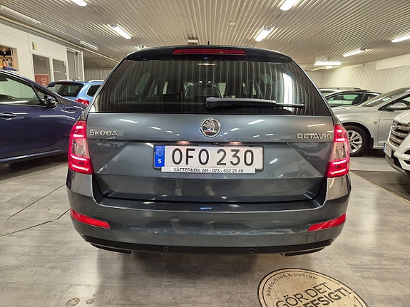 Skoda Octavia 8 of 23