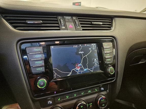 Skoda Octavia 18 of 23