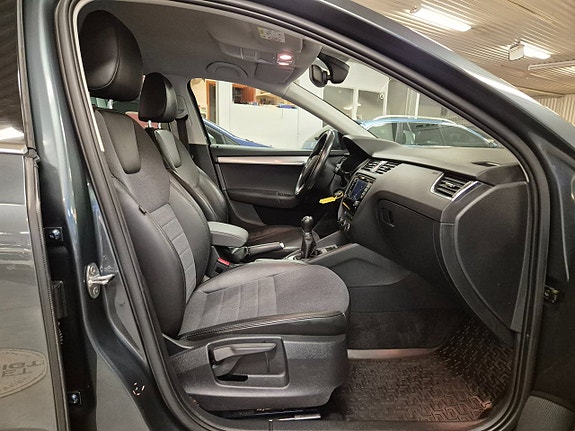 Skoda Octavia 13 of 23