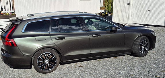 Volvo V60 5 of 22