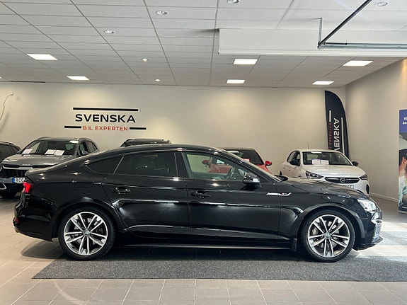 Audi A5 2 of 22