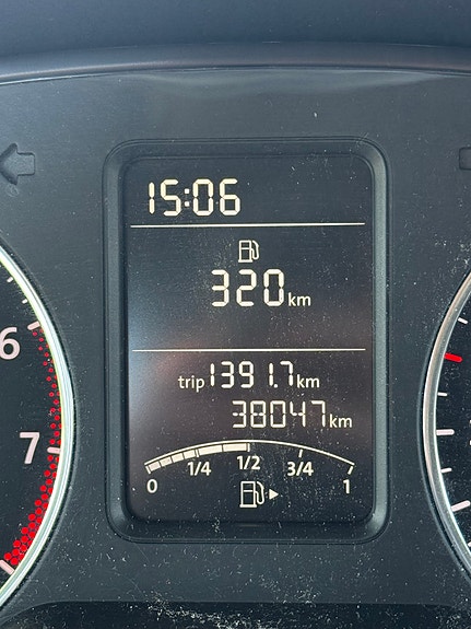 Volkswagen Polo 2 of 12