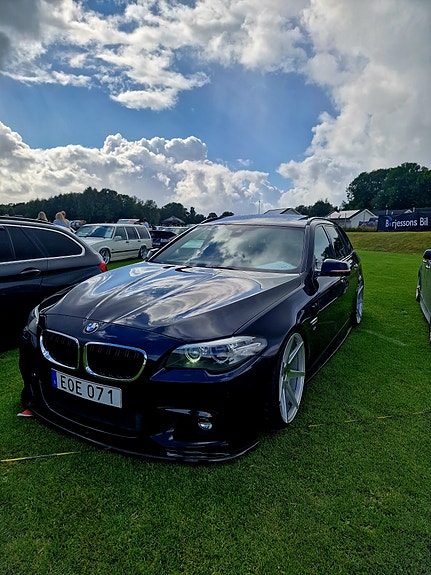 BMW 520d 3 of 9
