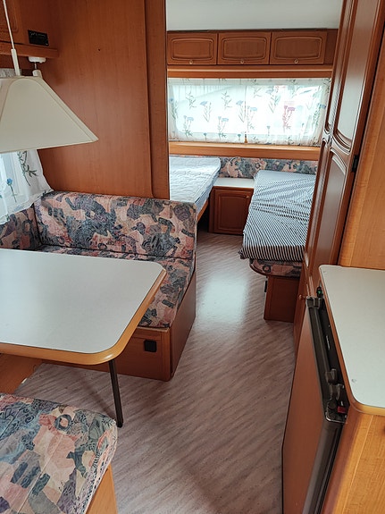 Adria Unica C 502 Lh 10 of 17