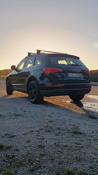 Audi Q5 2 of 13