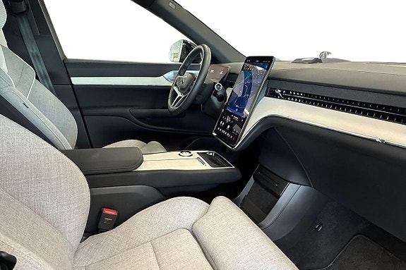 Volvo EX90 7 of 25
