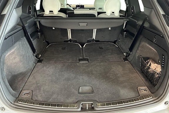 Volvo EX90 12 of 25