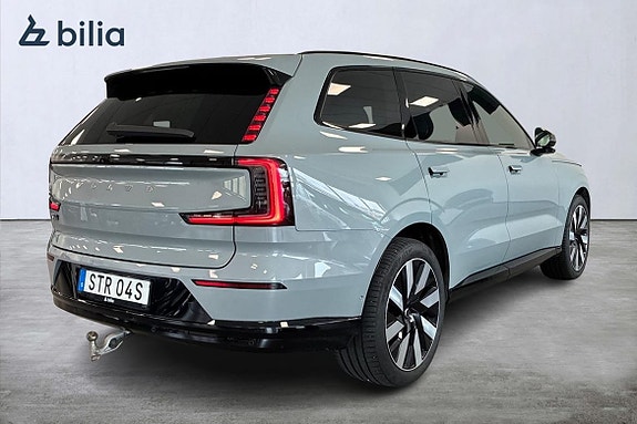 Volvo EX90 19 of 25