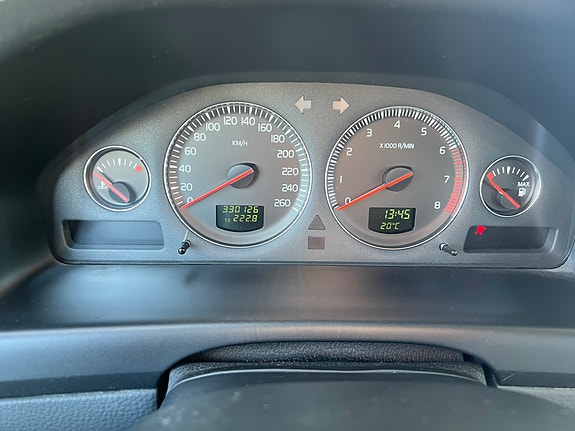 Volvo V70 6 of 6