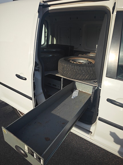 Volkswagen Caddy 2 of 7