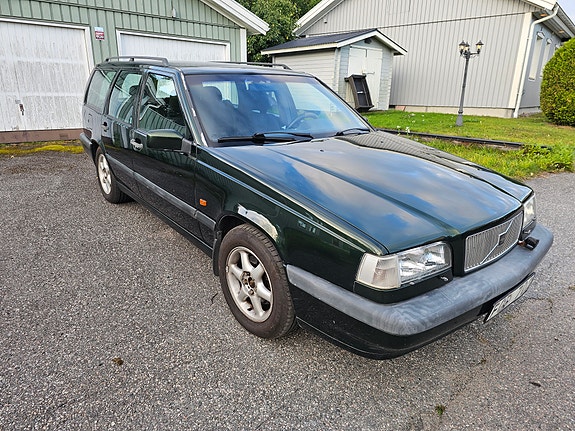 Volvo 850 2 of 11