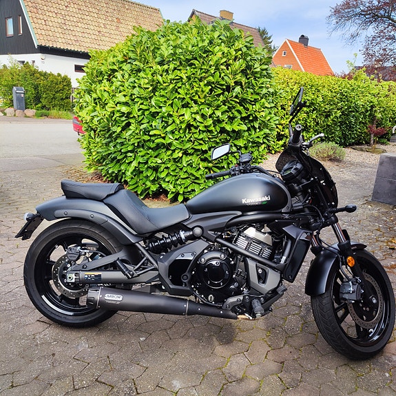 Kawasaki Vulcan S 2 of 3