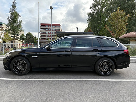 BMW 520d 2 of 9