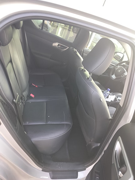 Lexus CT200h 6 of 14