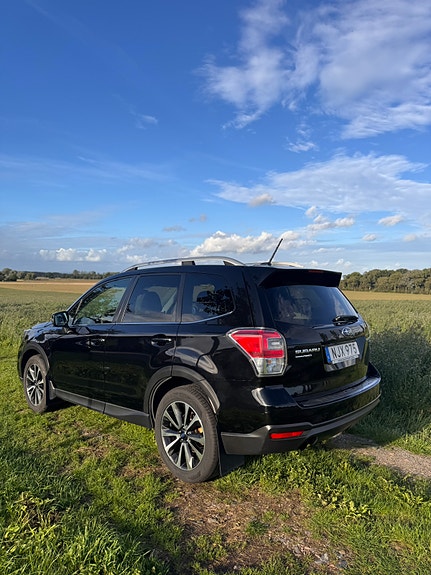 Subaru Forester 3 of 11