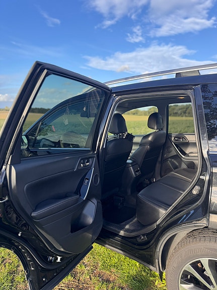 Subaru Forester 9 of 11