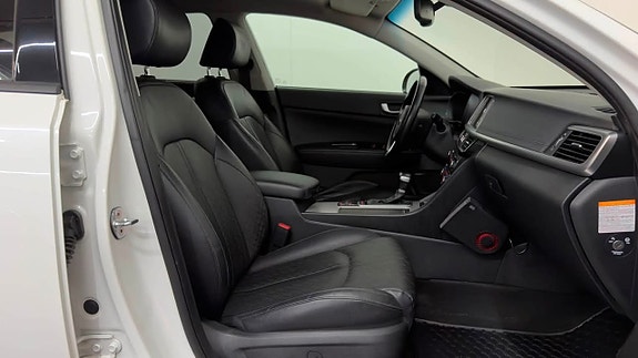 Kia Optima 22 of 30