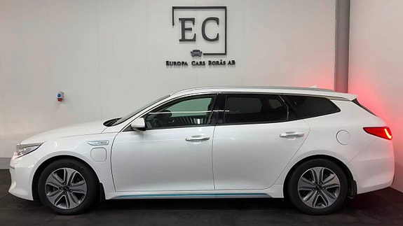 Kia Optima 2 of 30