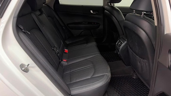 Kia Optima 13 of 30