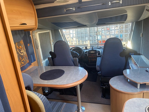 Bürstner Elegance i690 7 of 12