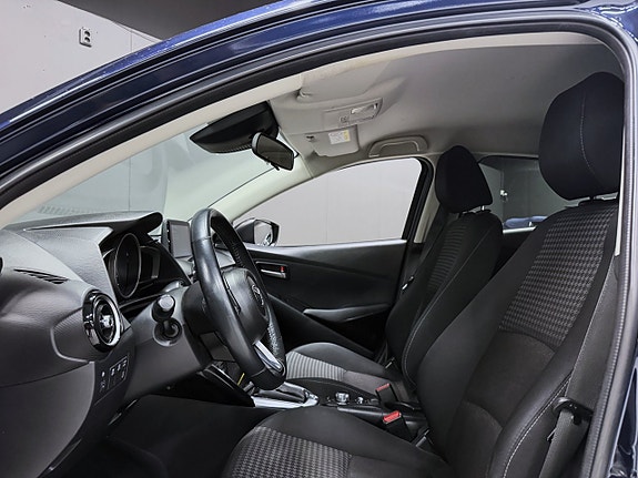 Mazda 2 10 of 14