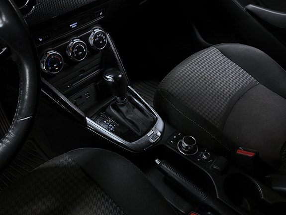 Mazda 2 6 of 14