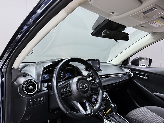 Mazda 2 12 of 14