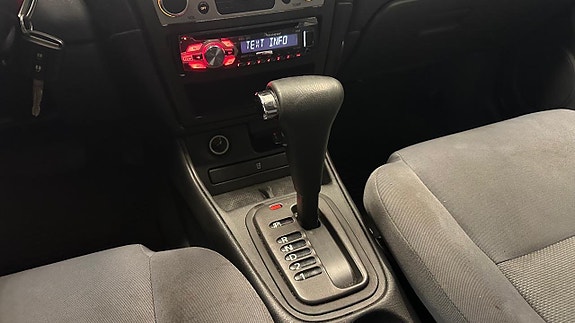 Nissan Almera 19 of 19