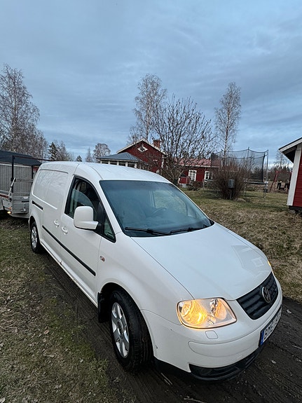 Volkswagen Caddy Maxi 2 of 4