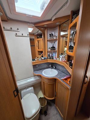 KABE Royal 6 of 18