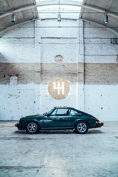 Porsche 911 S 6 of 13