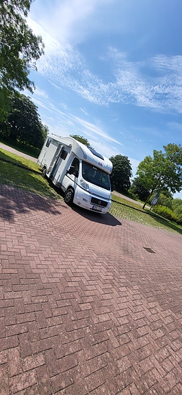 Adria Matrix M 680Sp 2 of 6