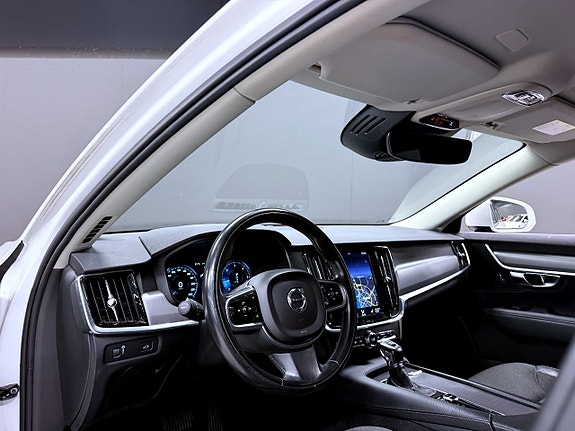 Volvo V90 13 of 15
