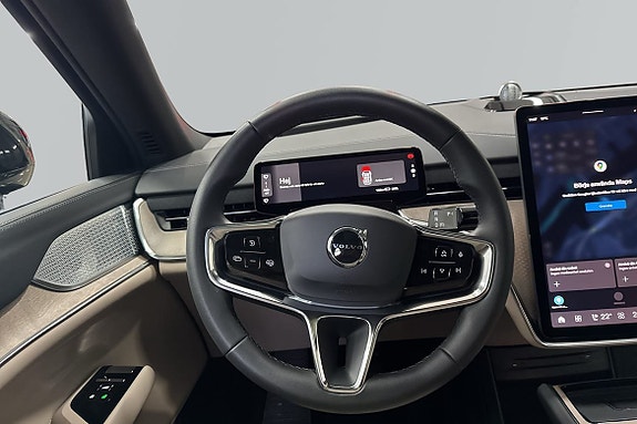 Volvo EX90 11 of 28
