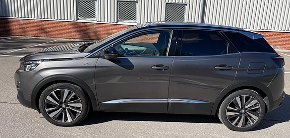 Peugeot 3008 2 of 24