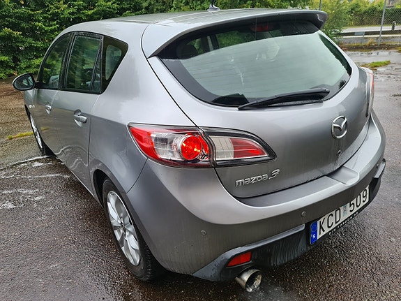 Mazda 3 2 of 7