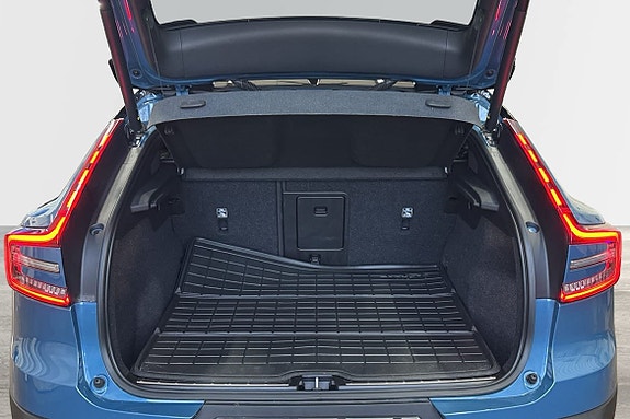 Volvo C40 14 of 23