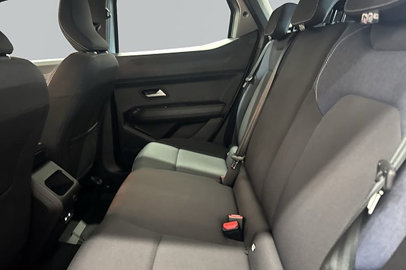Dacia Duster 7 of 13