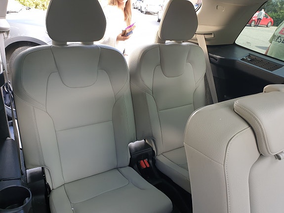Volvo XC90 22 of 30
