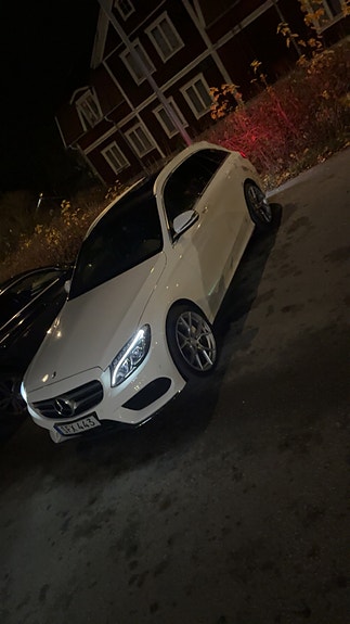 Mercedes-Benz C250 5 of 8