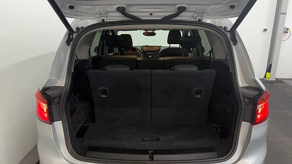 BMW 218d 12 of 30