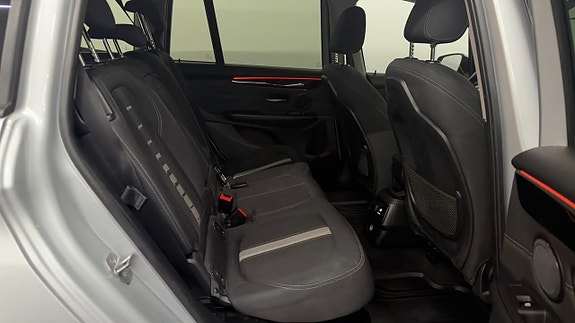 BMW 218d 15 of 30
