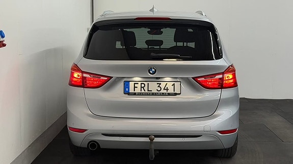 BMW 218d 10 of 30